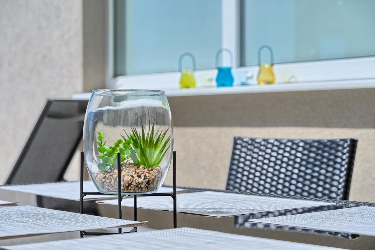 Terrace Apartment Danny Kastela Ngoại thất bức ảnh